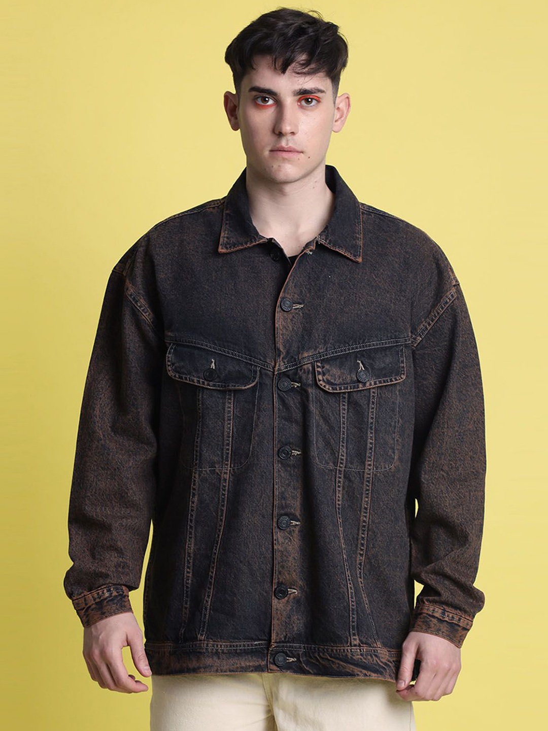 

Bene Kleed Men Brown Tinted Denim Jacket