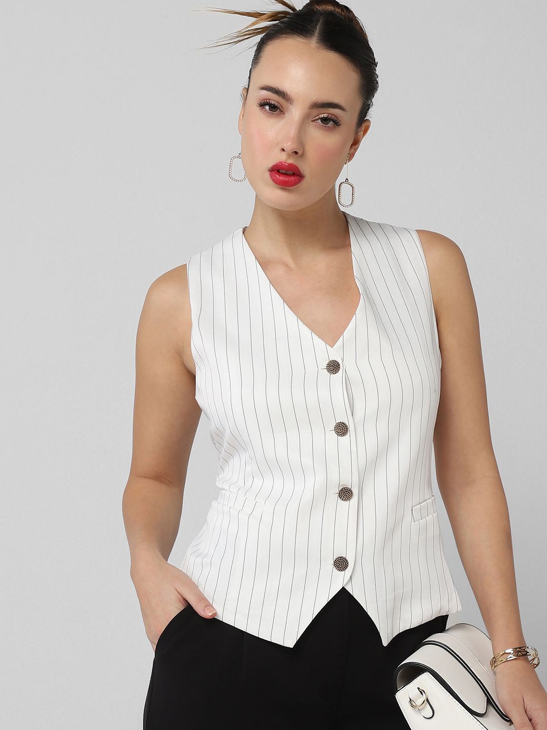 

SHOWOFF Women Striped Sleeveless Vest Top, White