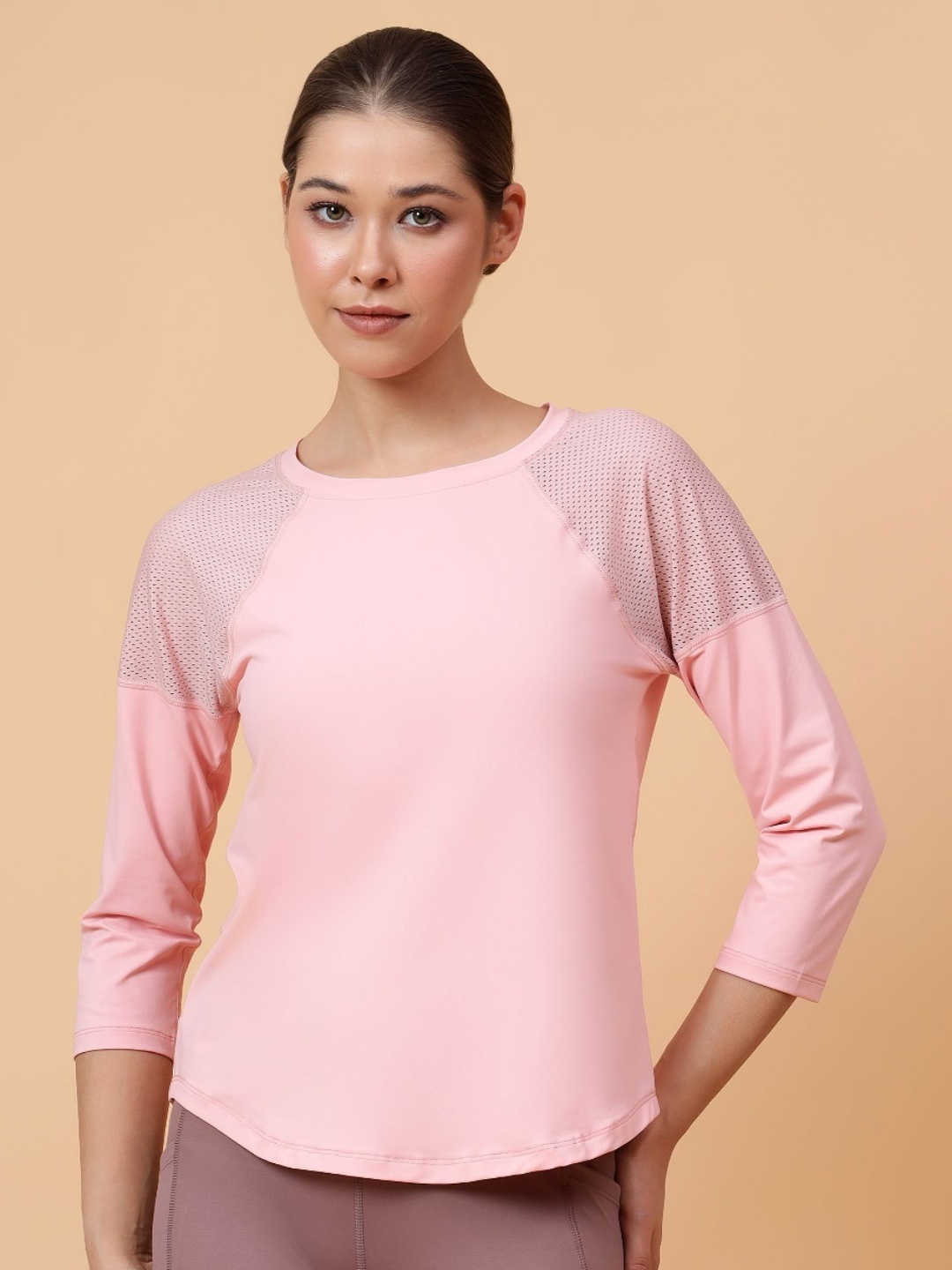 

Fitkin Women Pink Back Mesh Panel 3/4 Sleeve T-Shirt