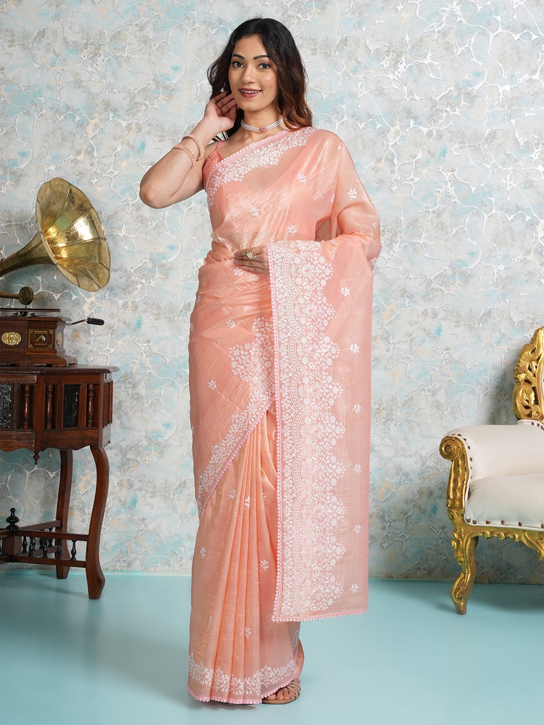 

MIMOSA Floral Embroidered Banarasi Saree, Peach