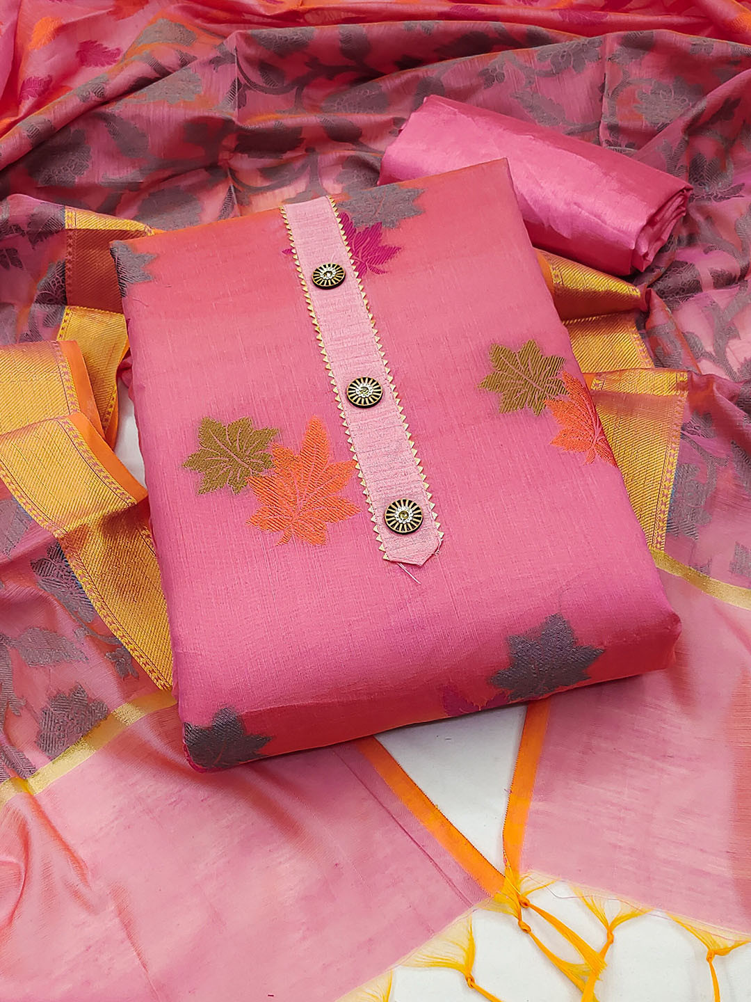 

Maroosh Unstitched Dress Material, Pink