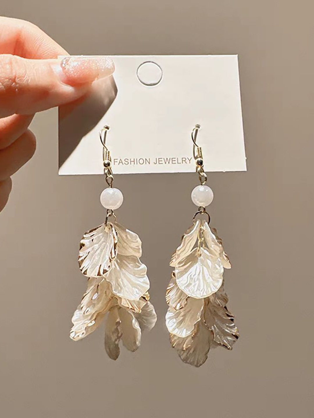 

StyleCast x Revolte Leaf Shaped Drop Earrings, White