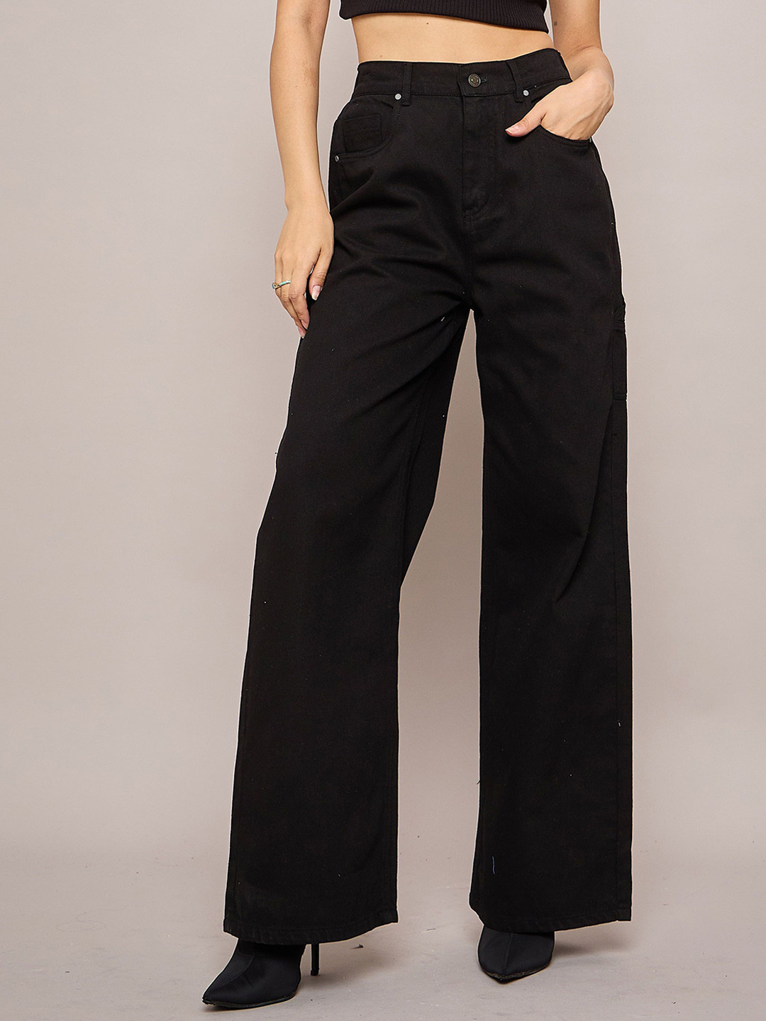 

SASSAFRAS BASICS Women Comfort Relaxed Fit High-Rise Jeans, Black