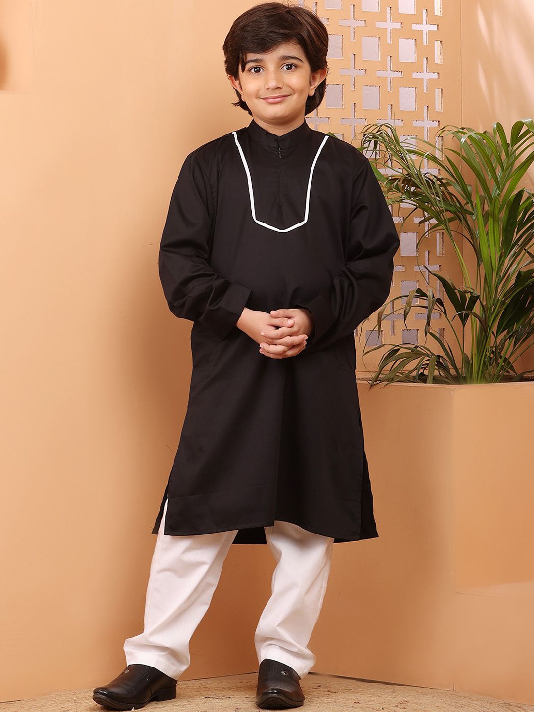 

NABIA Boys Regular Pure Cotton Kurta with Pyjamas, Black