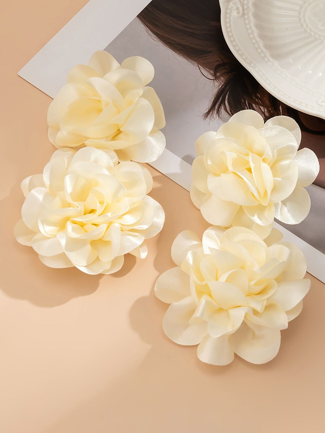

StyleCast x Revolte Floral Studs Earrings, Beige