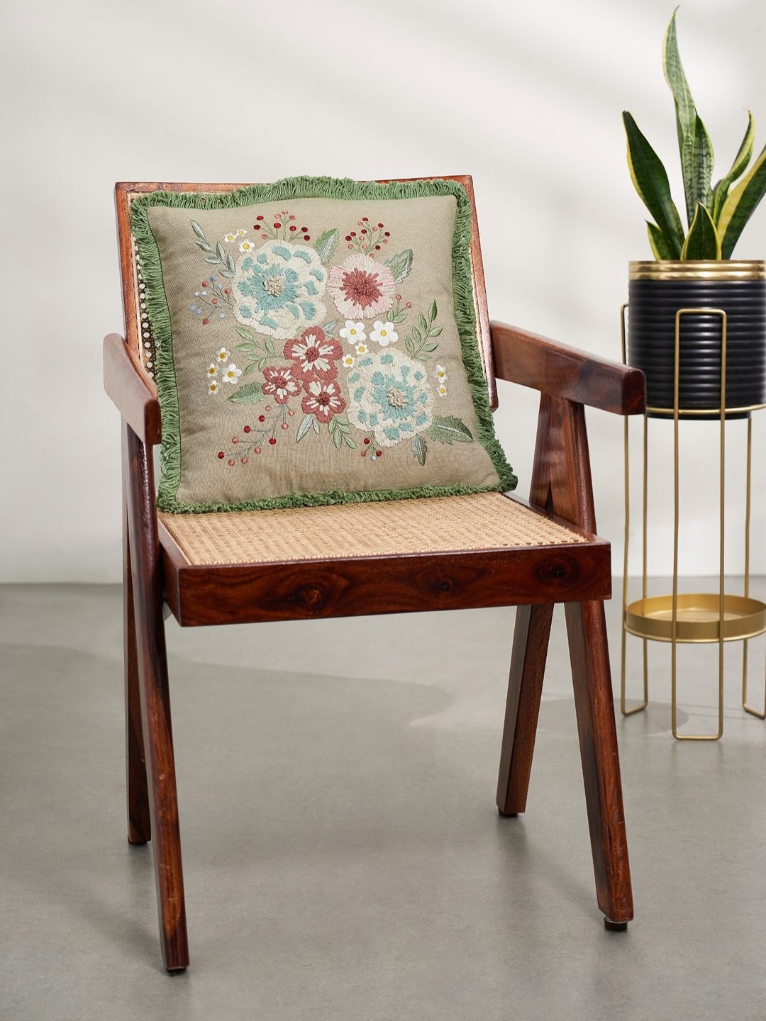 

Living scapes by Pantaloons Beige & Green Floral Square Cushion Covers