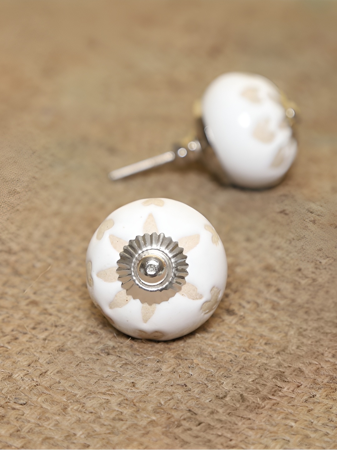 

MODEFE White & Beige 6 Pieces Printed Ceramic Door Knobs