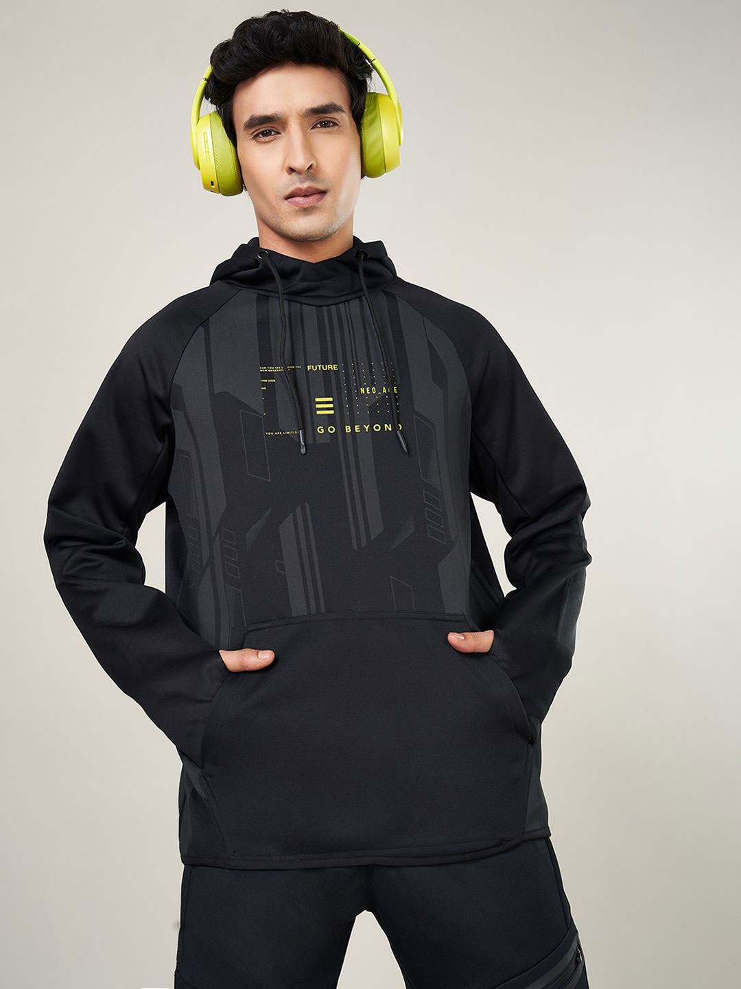 

Ajile by Pantaloons Men Typography Printed Hooded Sweatshirt, Black