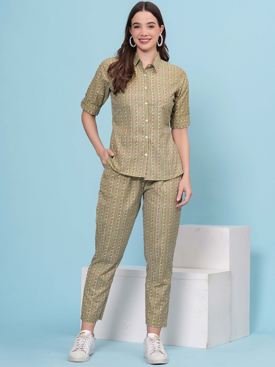 

HEARTLOOM Printed Short Sleeves Pure Cotton Shirt & Trouser, Green