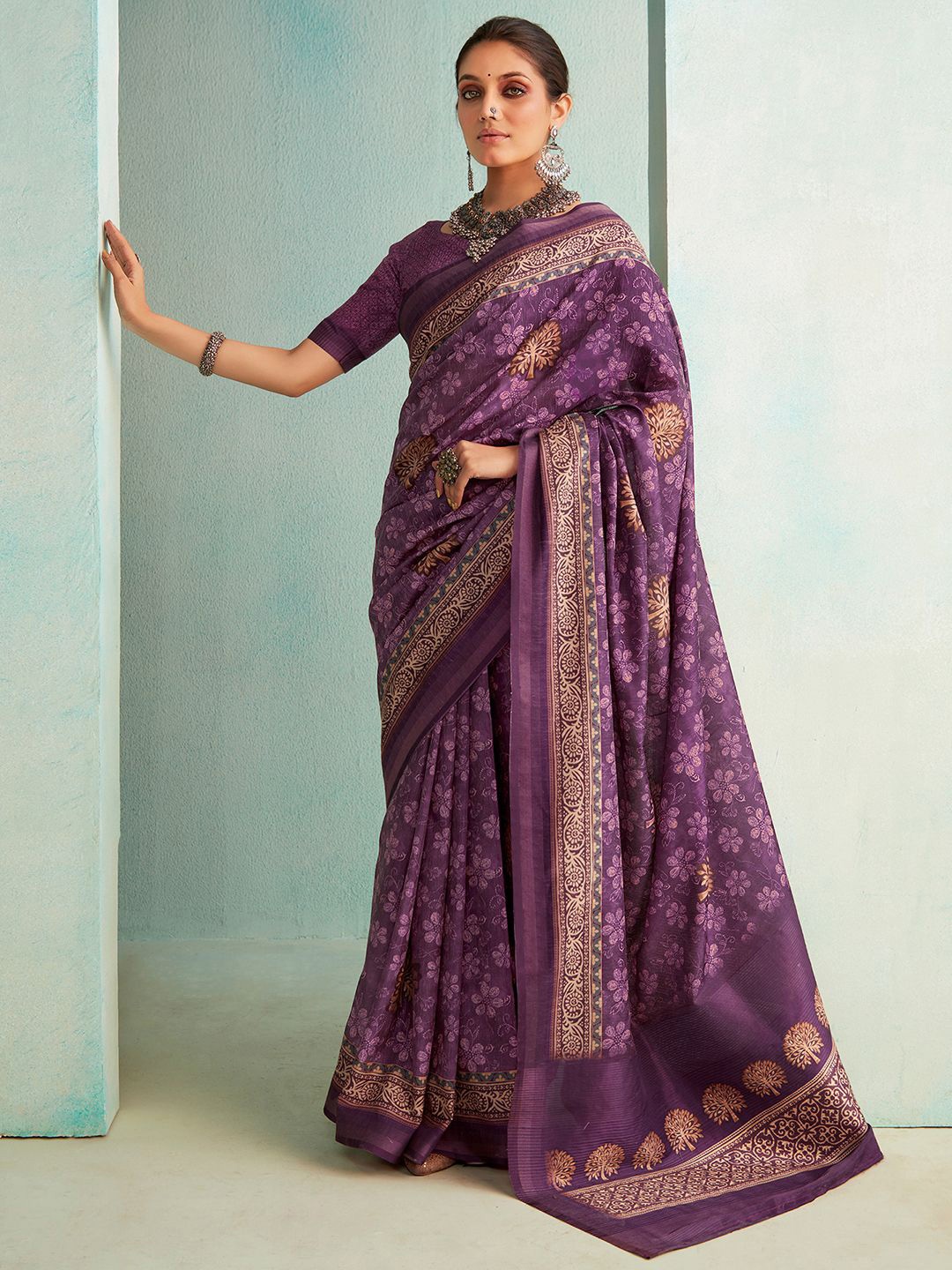 

Satrani Woven Design Zari Pure Silk Banarasi Saree, Purple