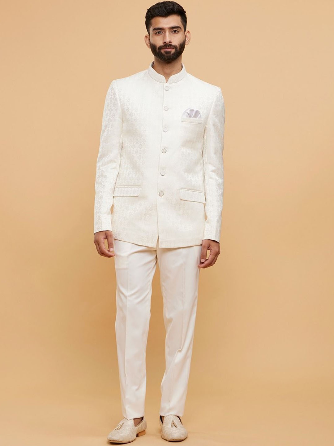 

Twamev Men Mandarin Collar Self Design Ethnic Suit Set, White