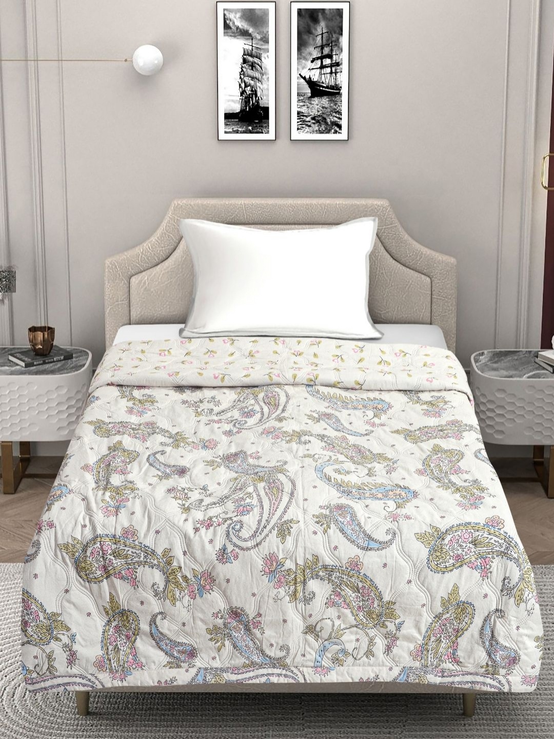 

FABINALIV Off White & Brown Floral Mild Winter 350 GSM Single Bed Comforter