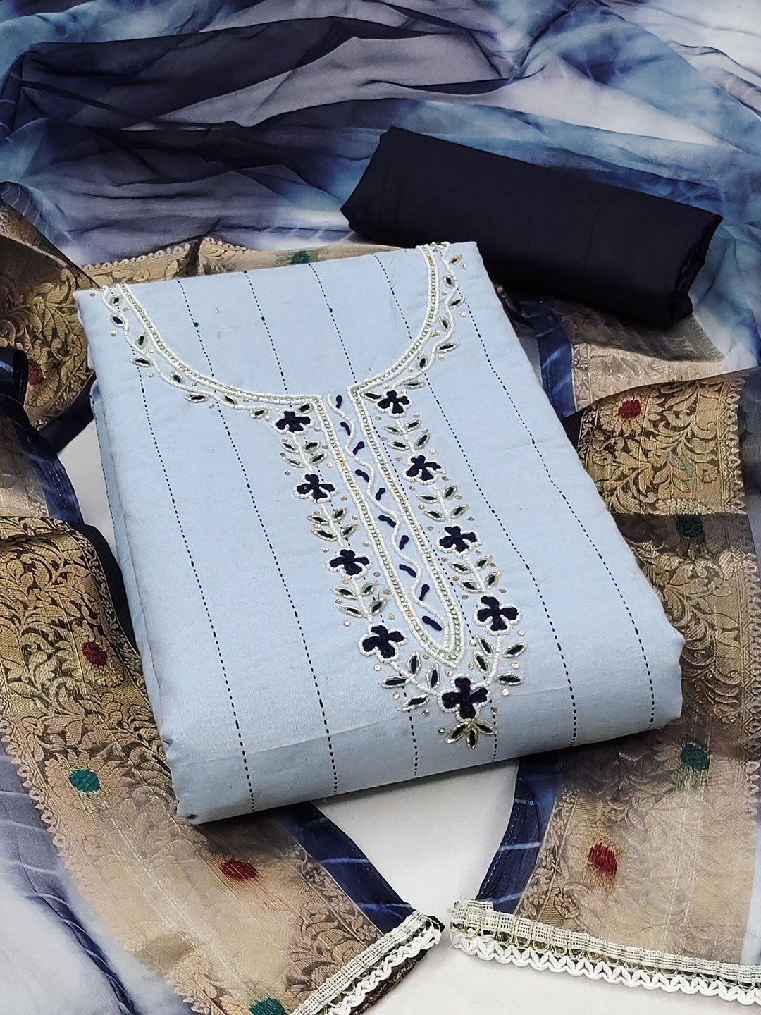 

Maroosh Embellished Unstitched Dress Material, Turquoise blue
