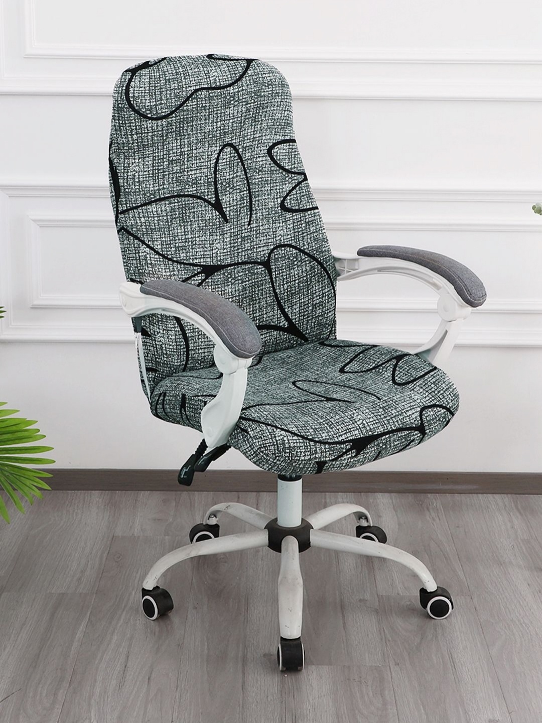 

HOKIPO Grey & Black Abstract Printed 140 GSM Stretchable Chair Cover