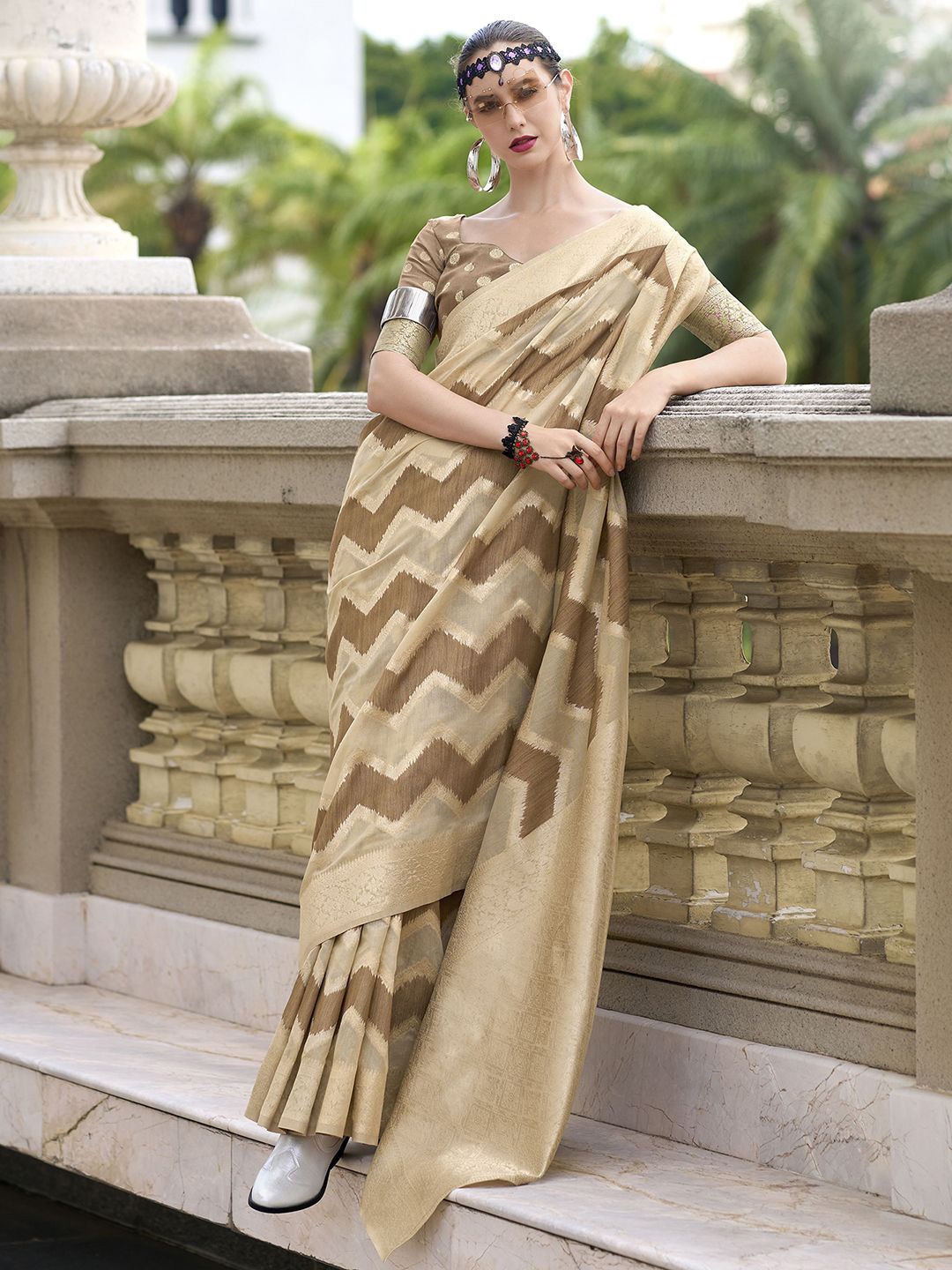 

Satrani Woven Design Zari Pure Silk Banarasi Saree, Beige