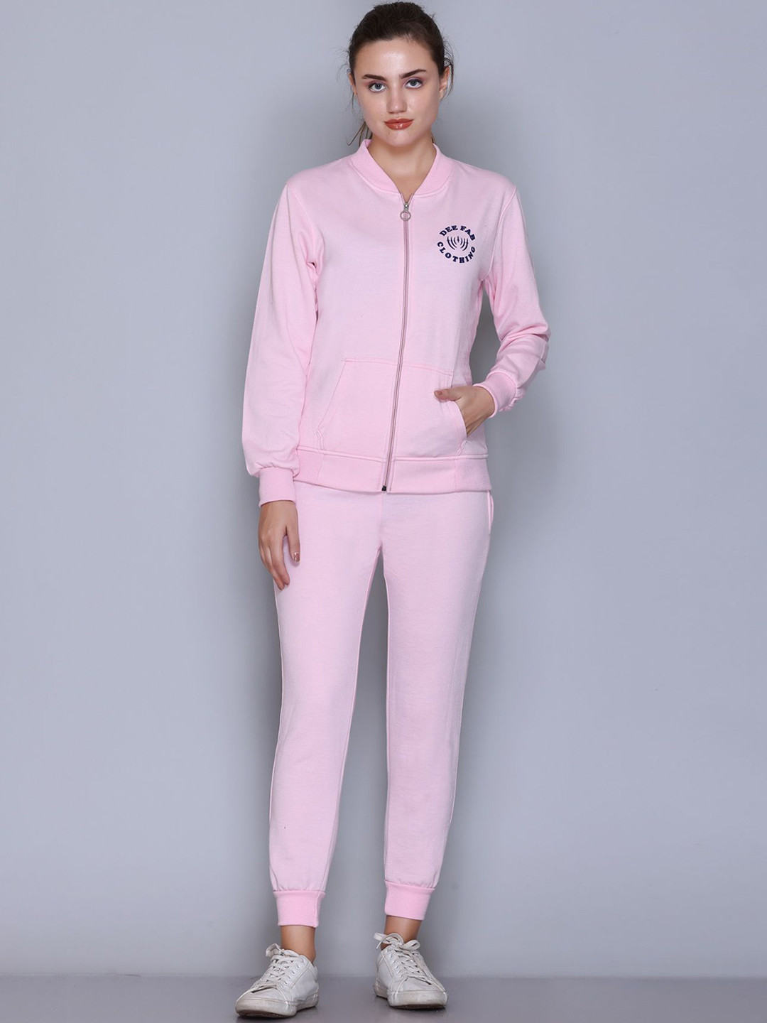 

Deefab Women Printed Mock Collar Tracksuit, Pink
