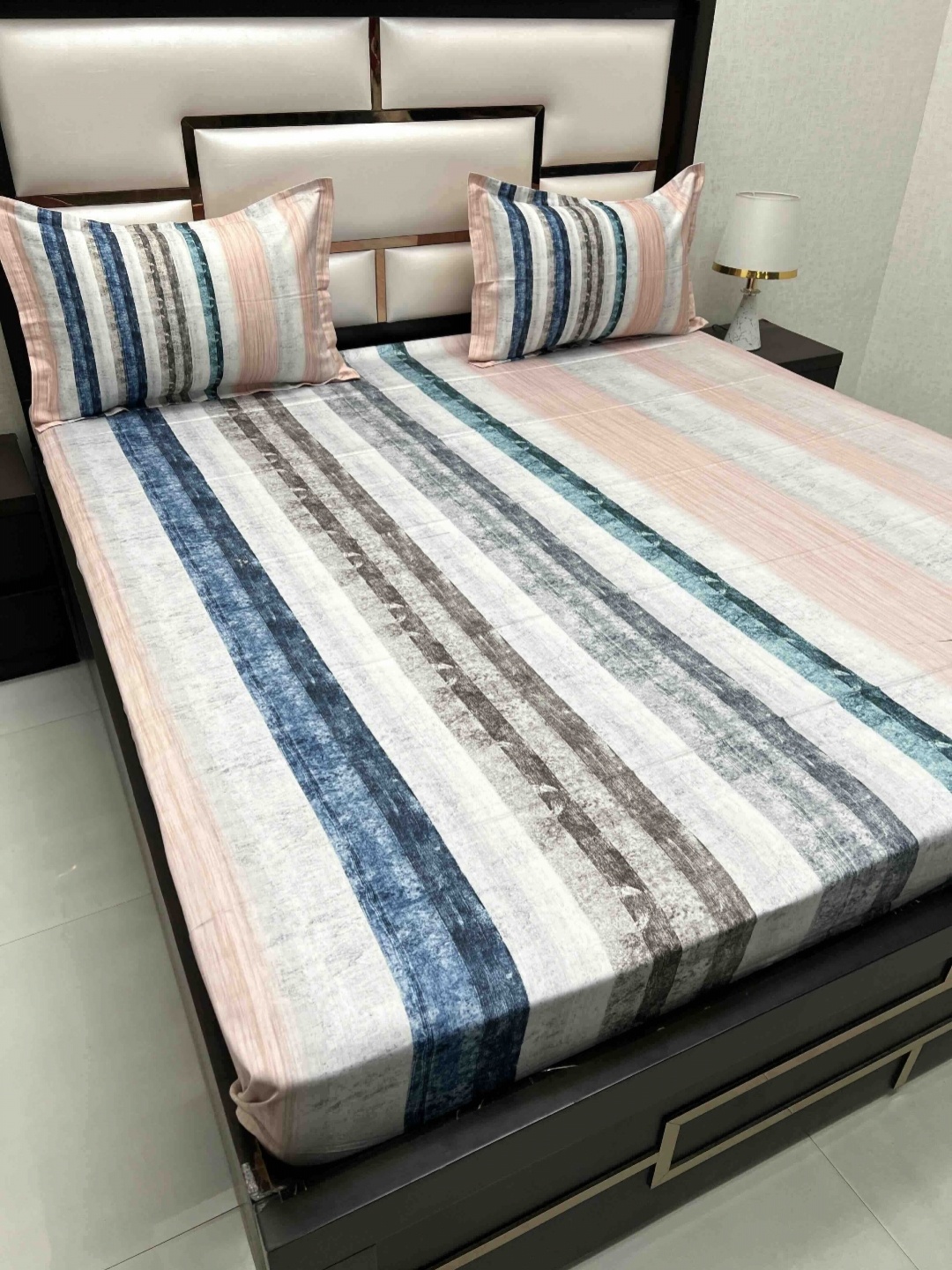 

Pure Decor Cotton King Size Double Bed Bedsheet With 2 Pillow Covers 2.74m X 2.74m, Peach