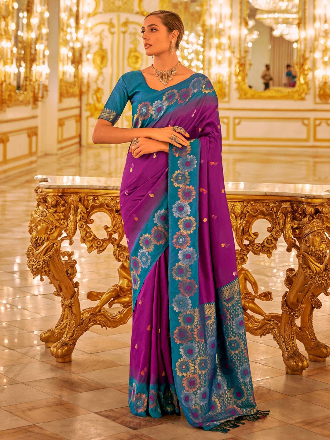 

Satrani Floral Zari Pure Silk Banarasi Saree, Purple