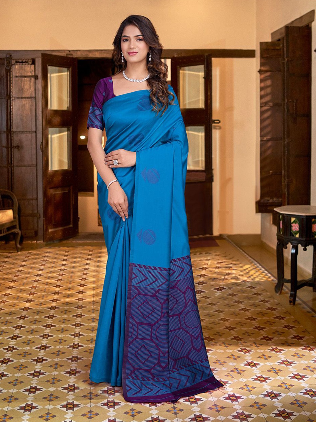 

STYLEELITE Woven Design Pure Silk Saree, Blue