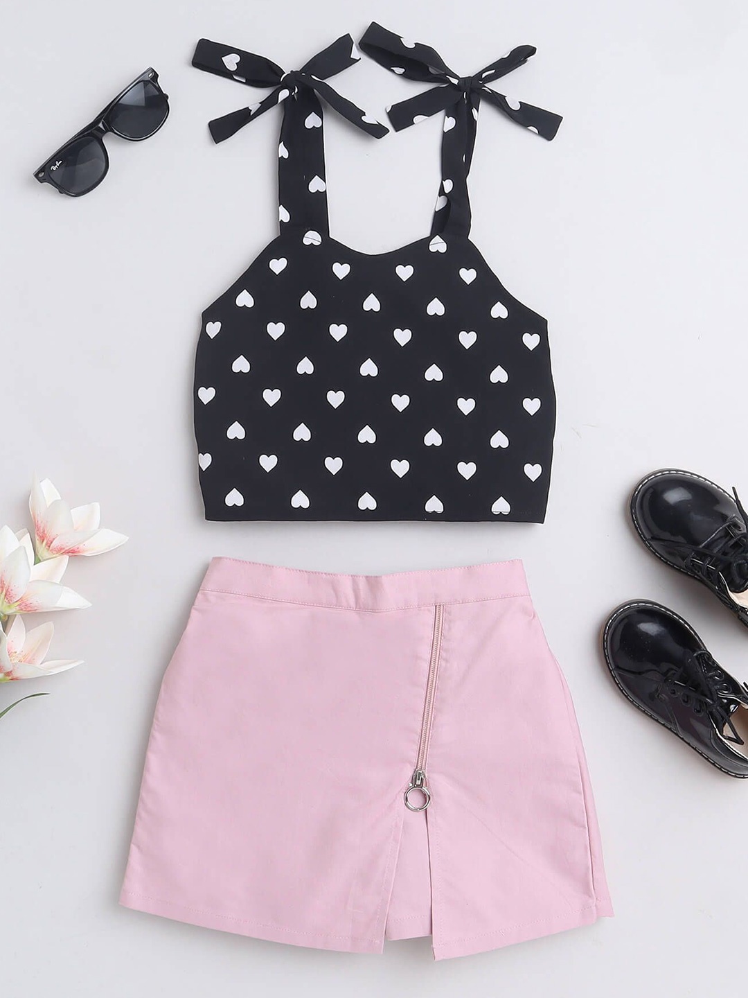 

taffykids Girls Printed Top with Shorts, Black