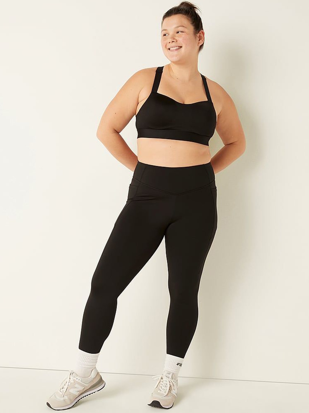 

Victoria's Secret Women High-Waist Ankle Length Tights, Black
