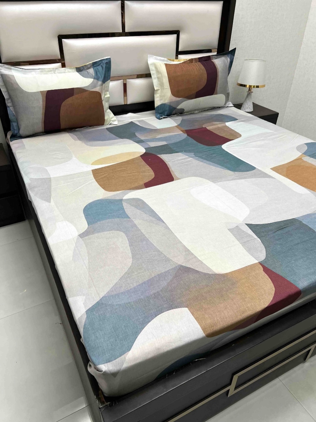 

Pure Decor Majestic Beige 380 TC Pure Cotton King Bedsheet Set 2.72 m x 2.76 m