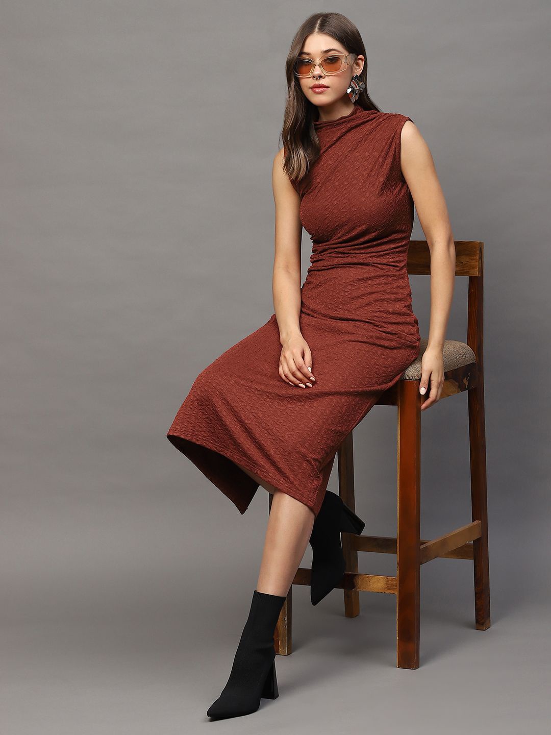 

StyleCast X SERA Bodycon Maxi Dress, Rust