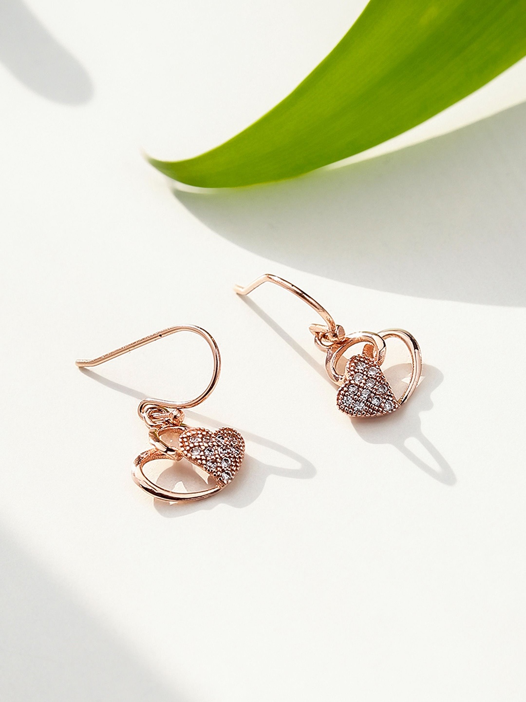 

DIAVO Contemporary Studs Earrings, Rose gold
