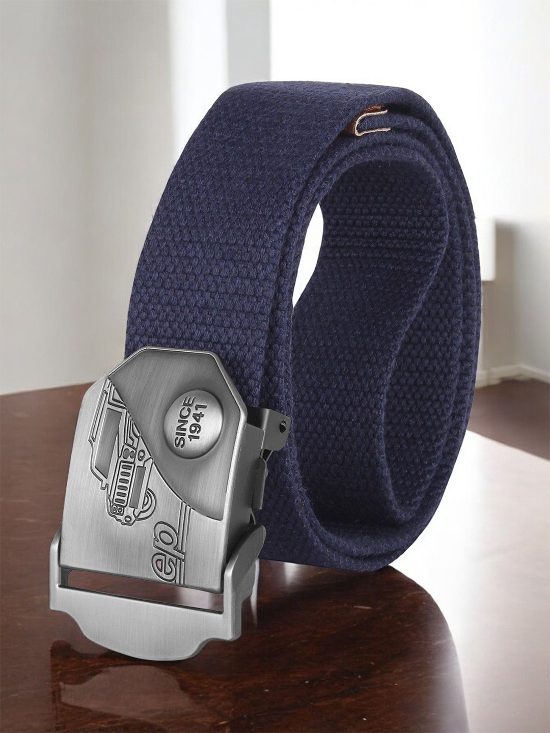 

Metronaut Men Textured Belt, Blue