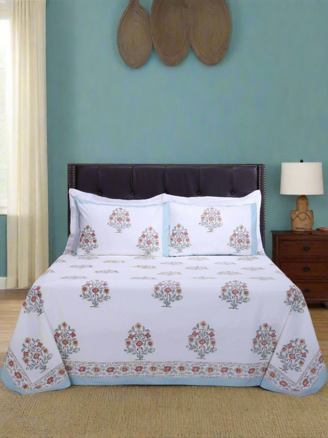 

SHAHENAZ White & Green Floral Cotton 220 TC Queen Bedsheet Set-2.7 m X 2.25 m