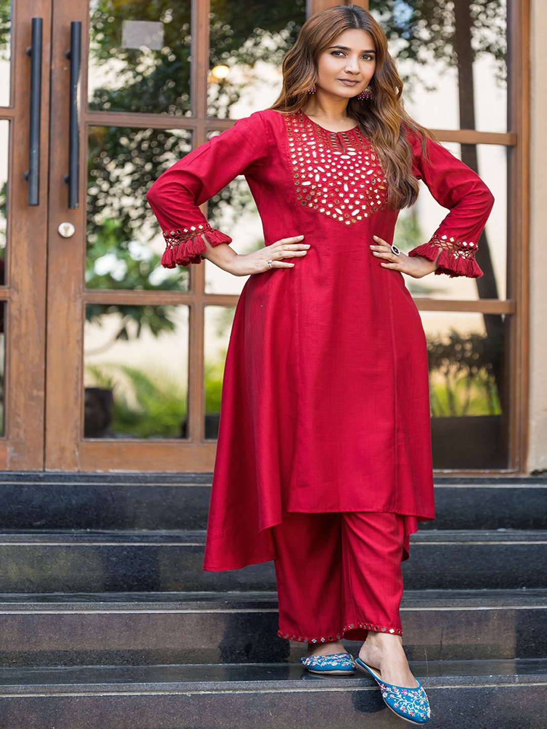 

PIRRA DESIGNS Women Embroidered Regular Mirror Work Kurta with Trousers, Red