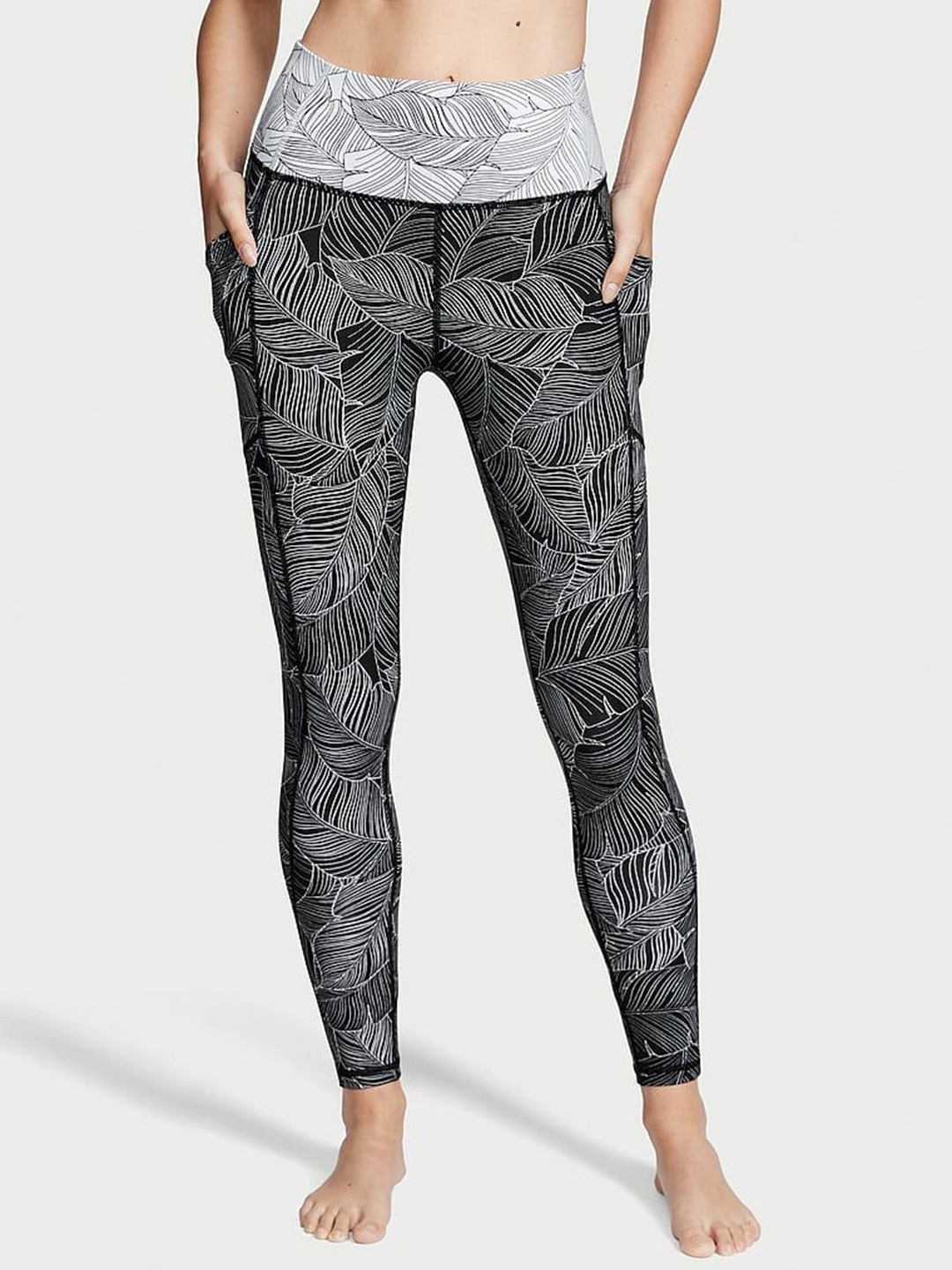 

Victoria's Secret Women Mid-Rise Ankle-Length Leggings, Black