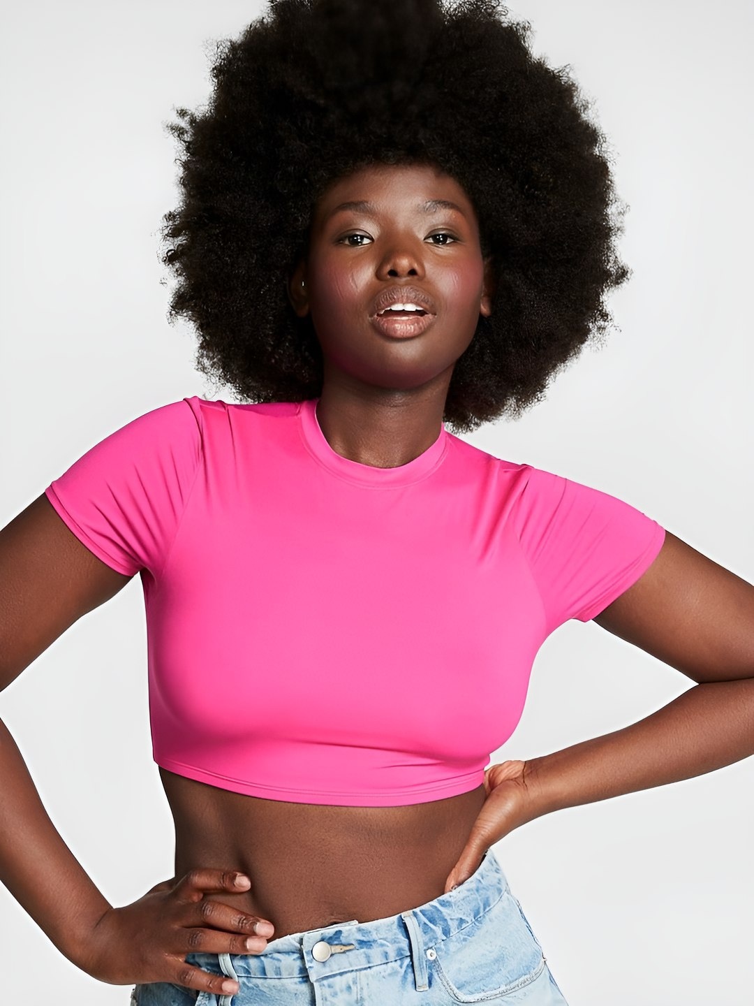 

Victoria's Secret Women Solid Round Neck T-shirt, Pink