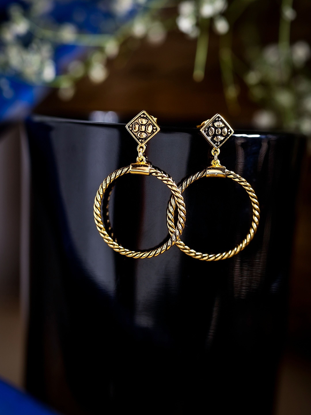 

DIAVO Contemporary Drop Earrings, Gold