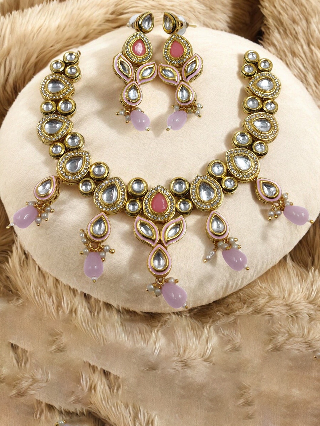 

Knigght Angel Jewels Gold-Plated Pink Kundan Choker Jewellery Set
