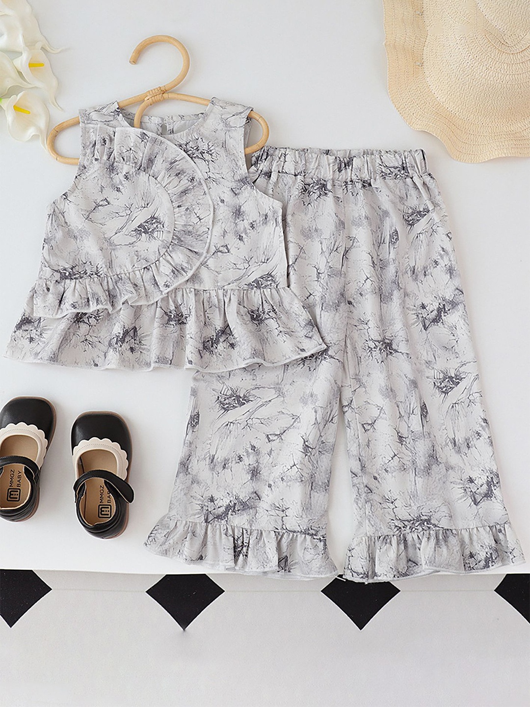 

LULU & SKY Girls Printed Top with Palazzos, Grey