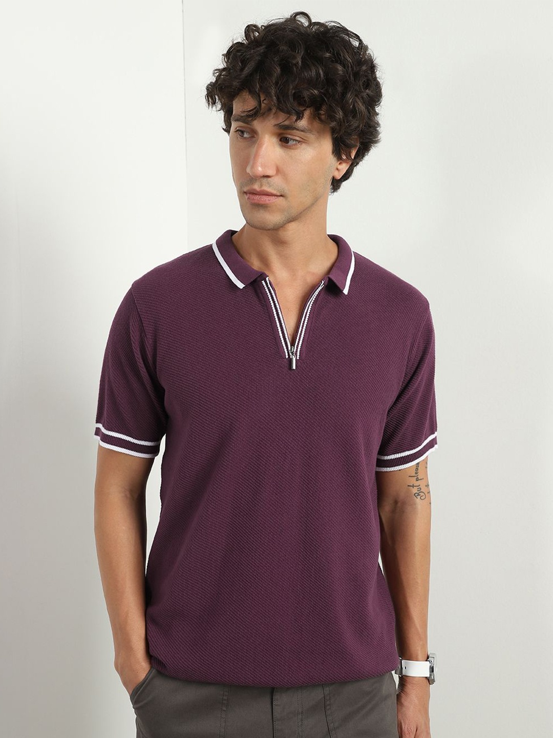 

NOBERO Men Textured Self Design Polo Collar T-shirt, Purple