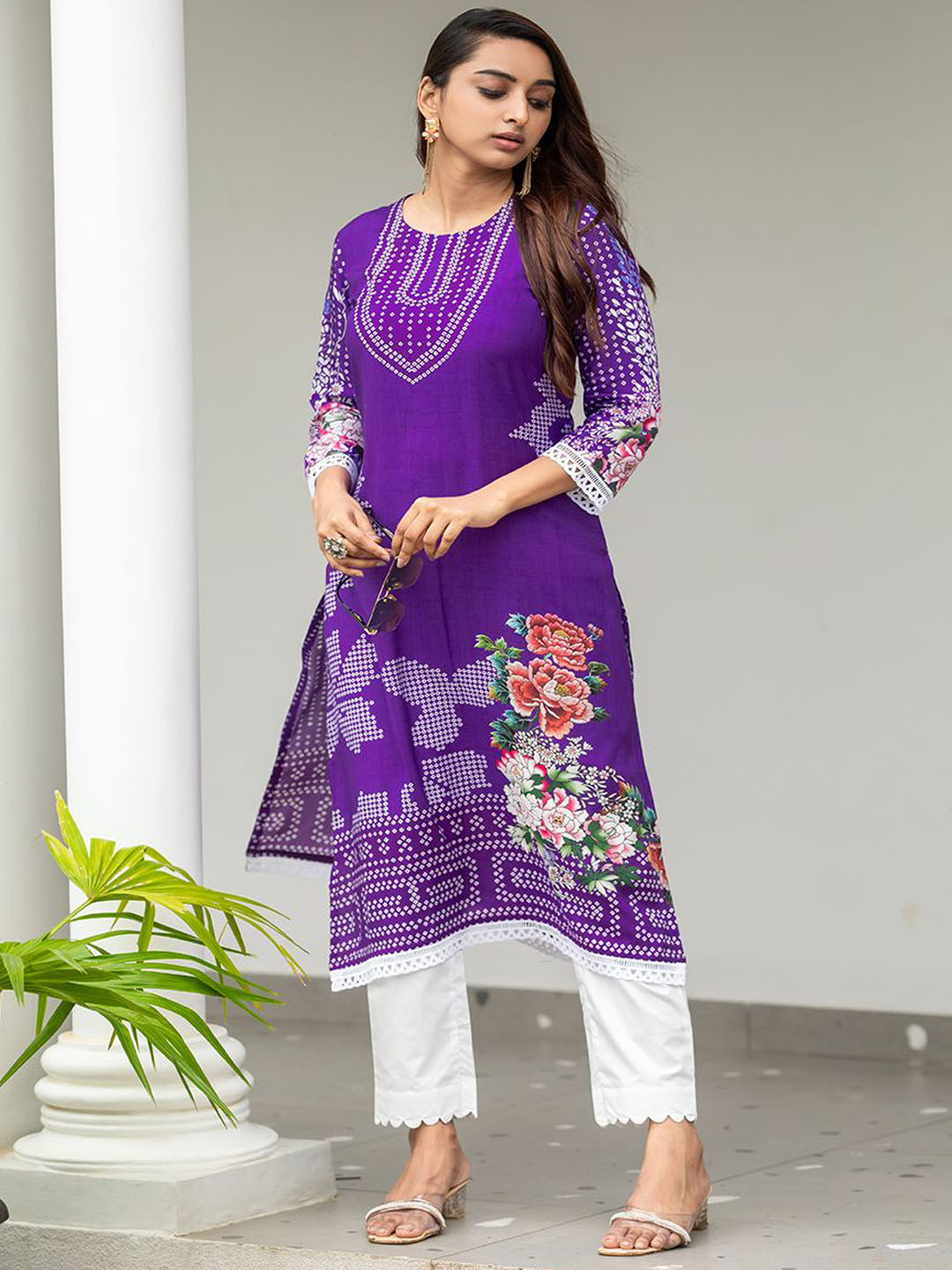 

PIRRA DESIGNS Women Printed Regular Kurta with Trousers, Purple