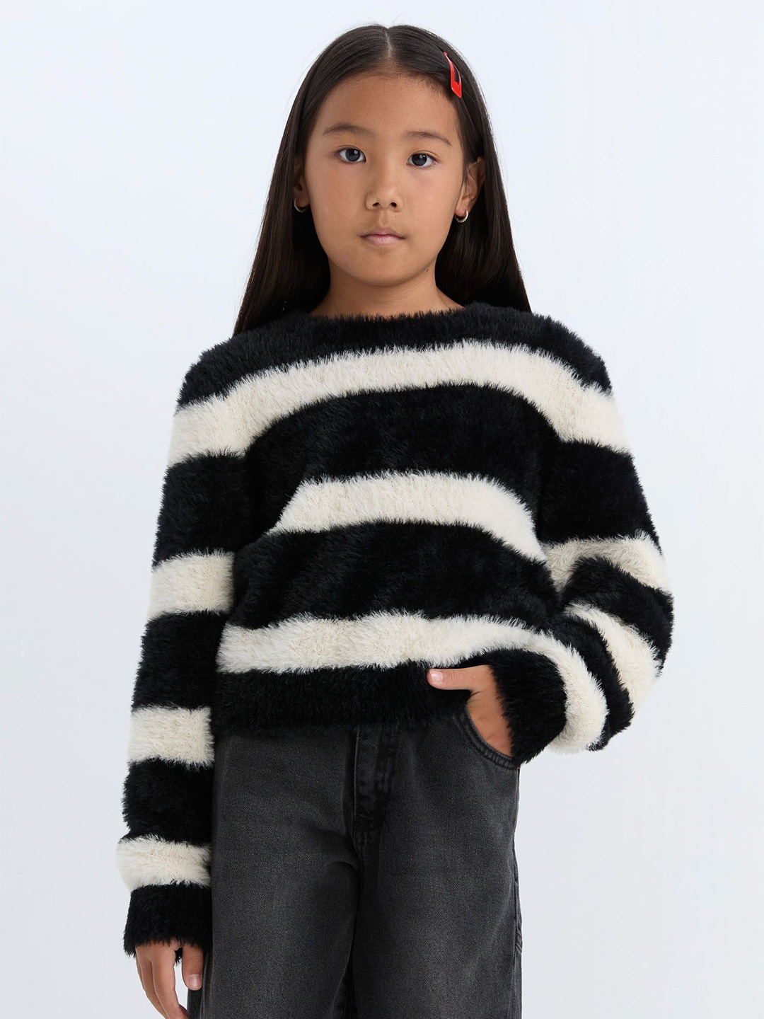 

DeFacto Girls Striped Pullover Sweaters, Black