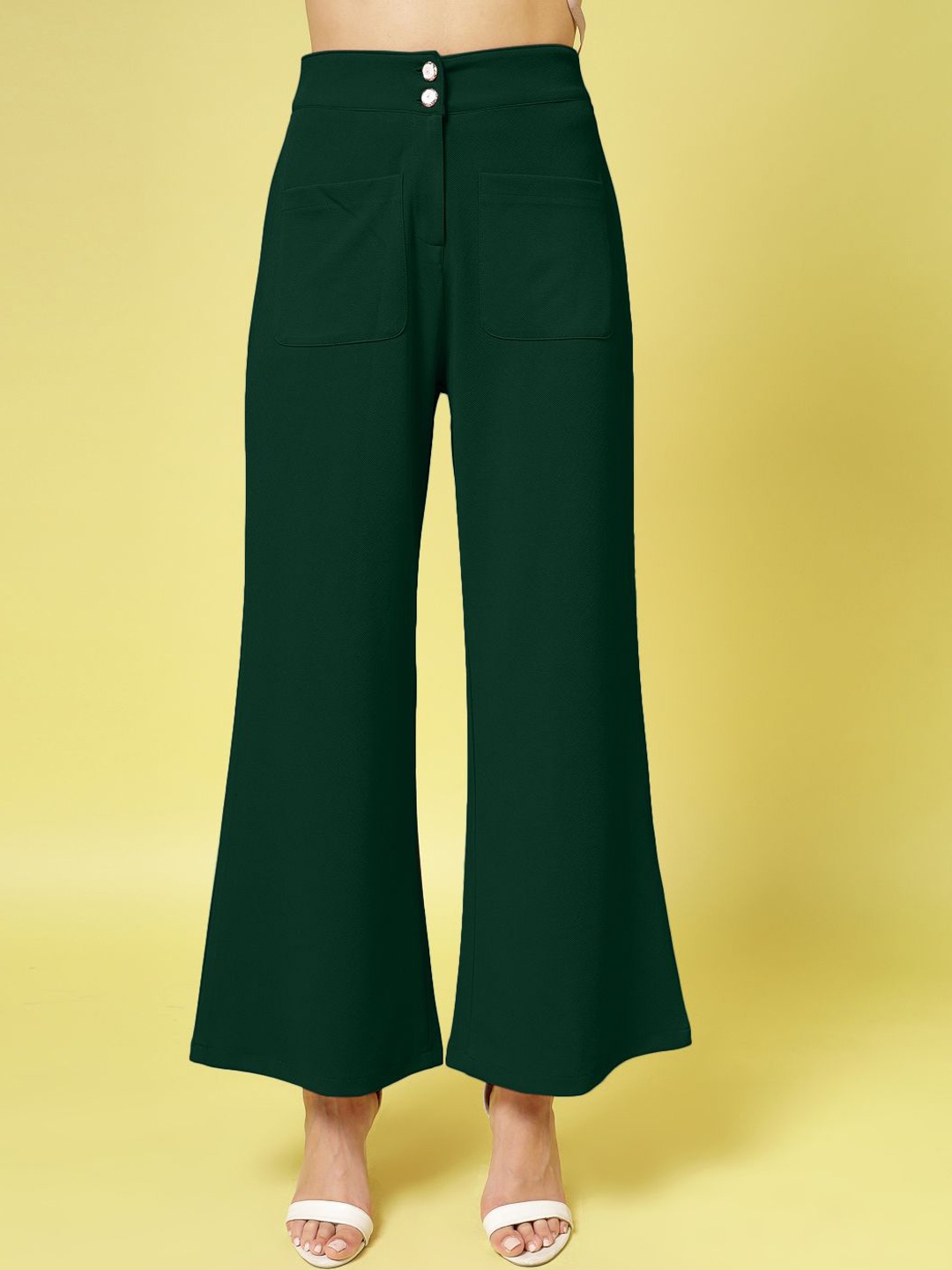 

Oomph! Women Relaxed Trousers, Green