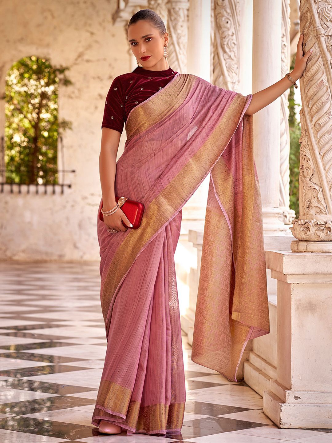 

Satrani Woven Design Zari Pure Linen Banarasi Saree, Pink