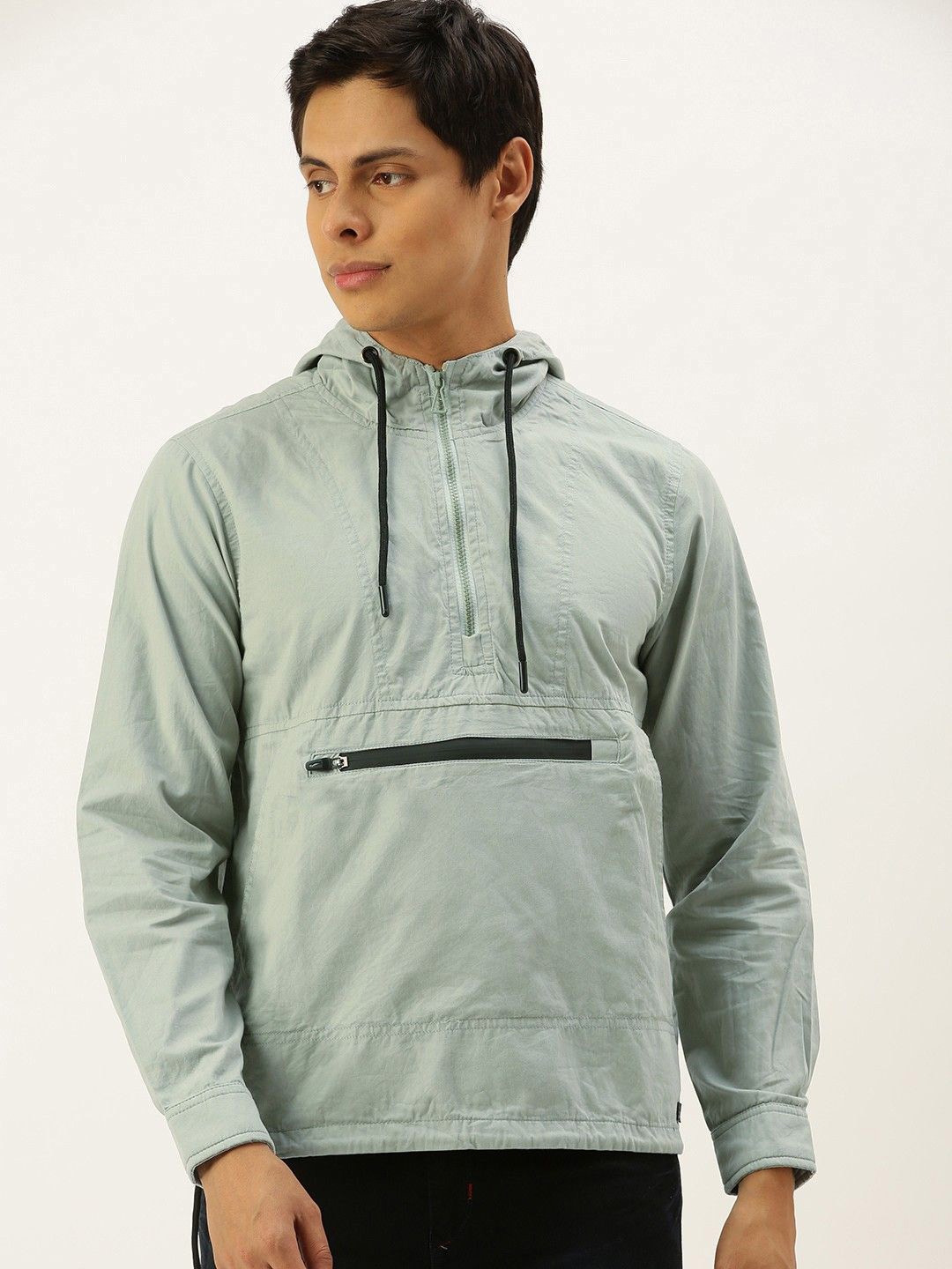 

Campus Sutra Men Lightweight Puffer Jacket with Embroidered, Green