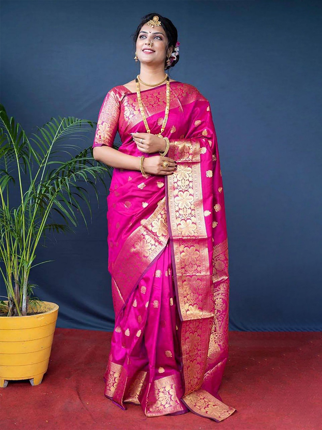 

KALINI Woven Design Zari Silk Blend Banarasi Saree, Pink