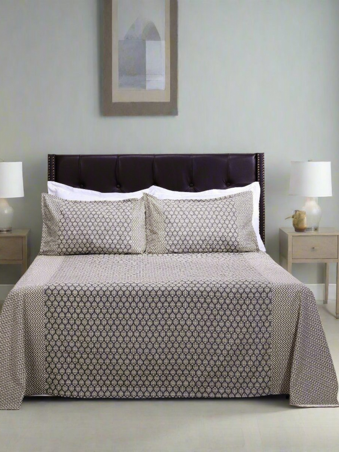 

SHAHENAZ Grey & Beige Floral Cotton 120 TC Queen Bedsheet with 2 Pillow Covers