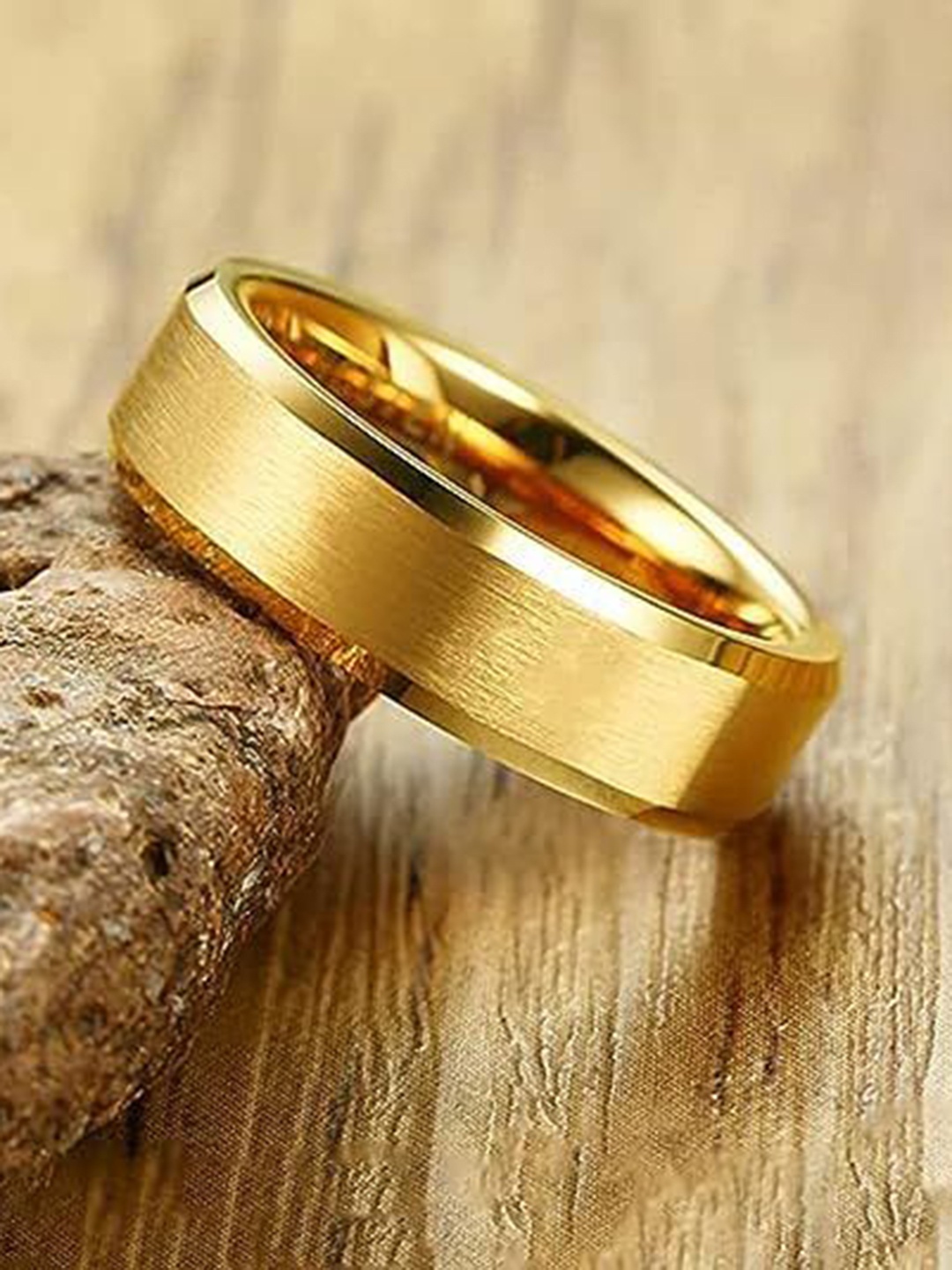 

Lila Gold-Plated Thumb Finger Ring