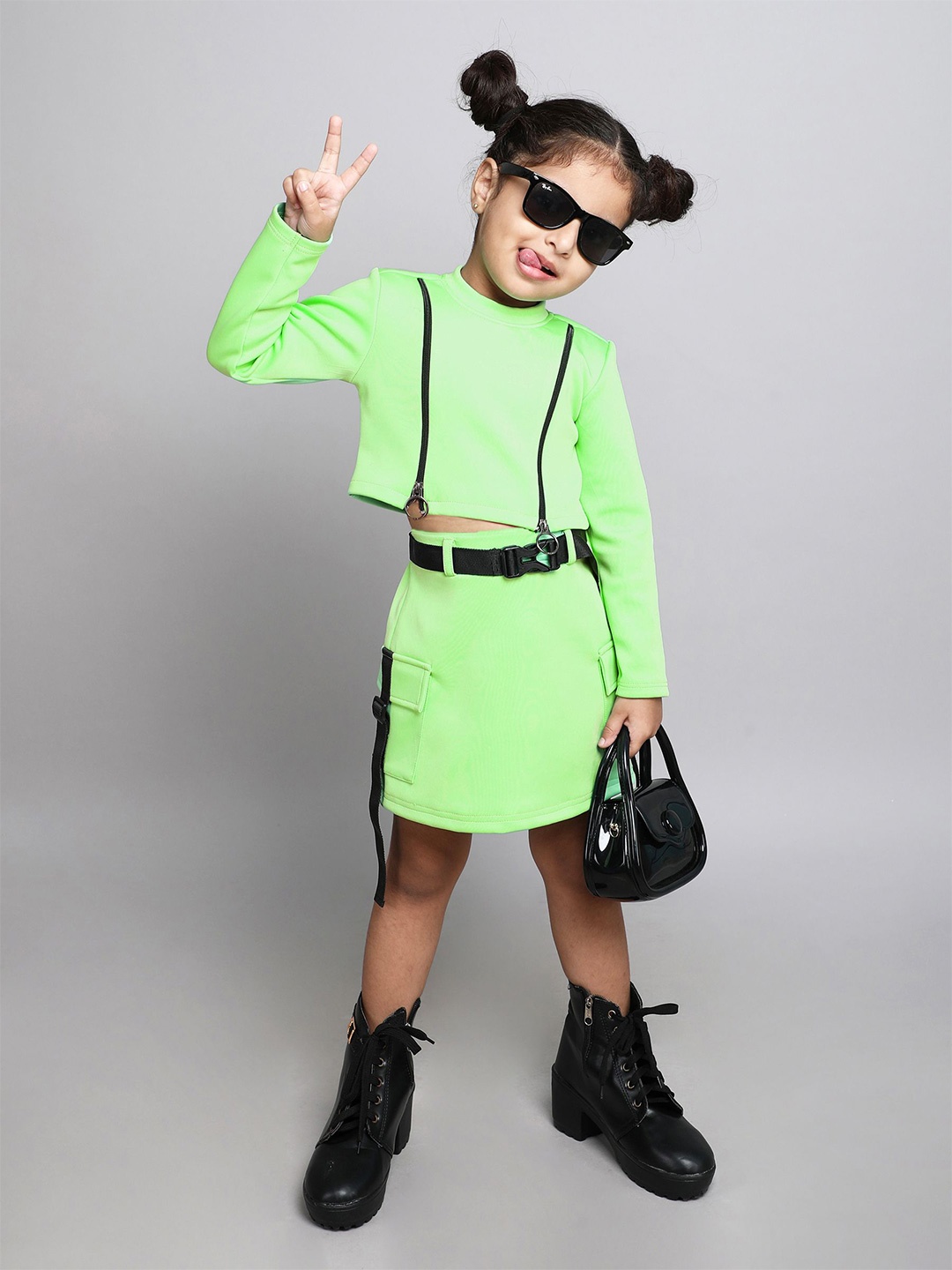 

taffykids Girls T-shirt with Skirt, Green