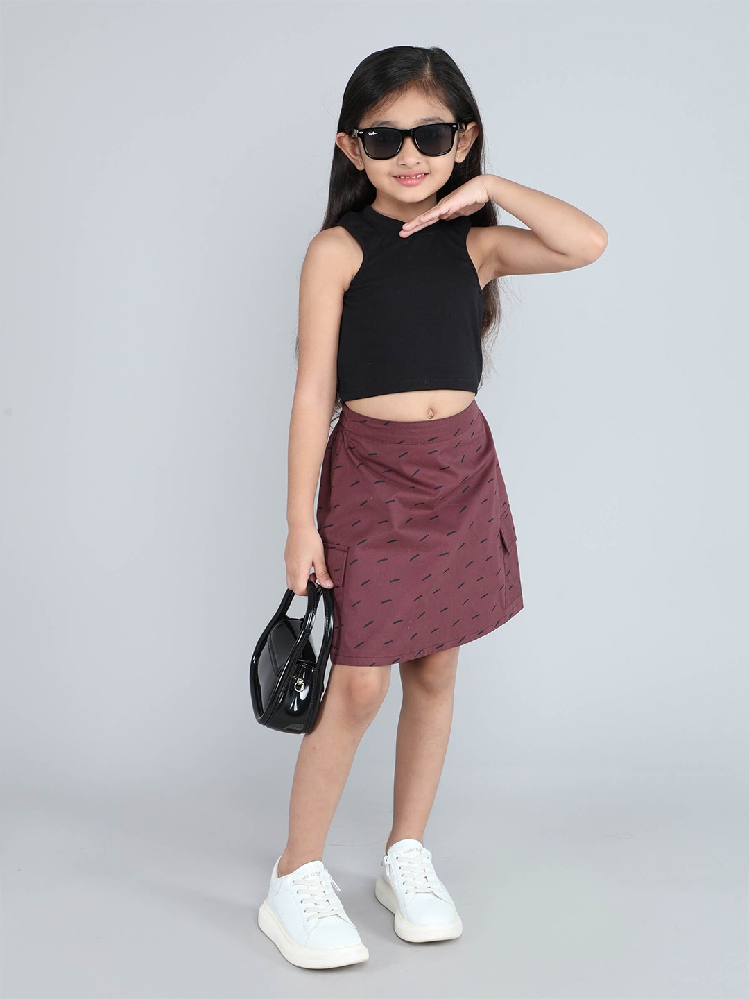 

taffykids Girls Top with Skirt, Black