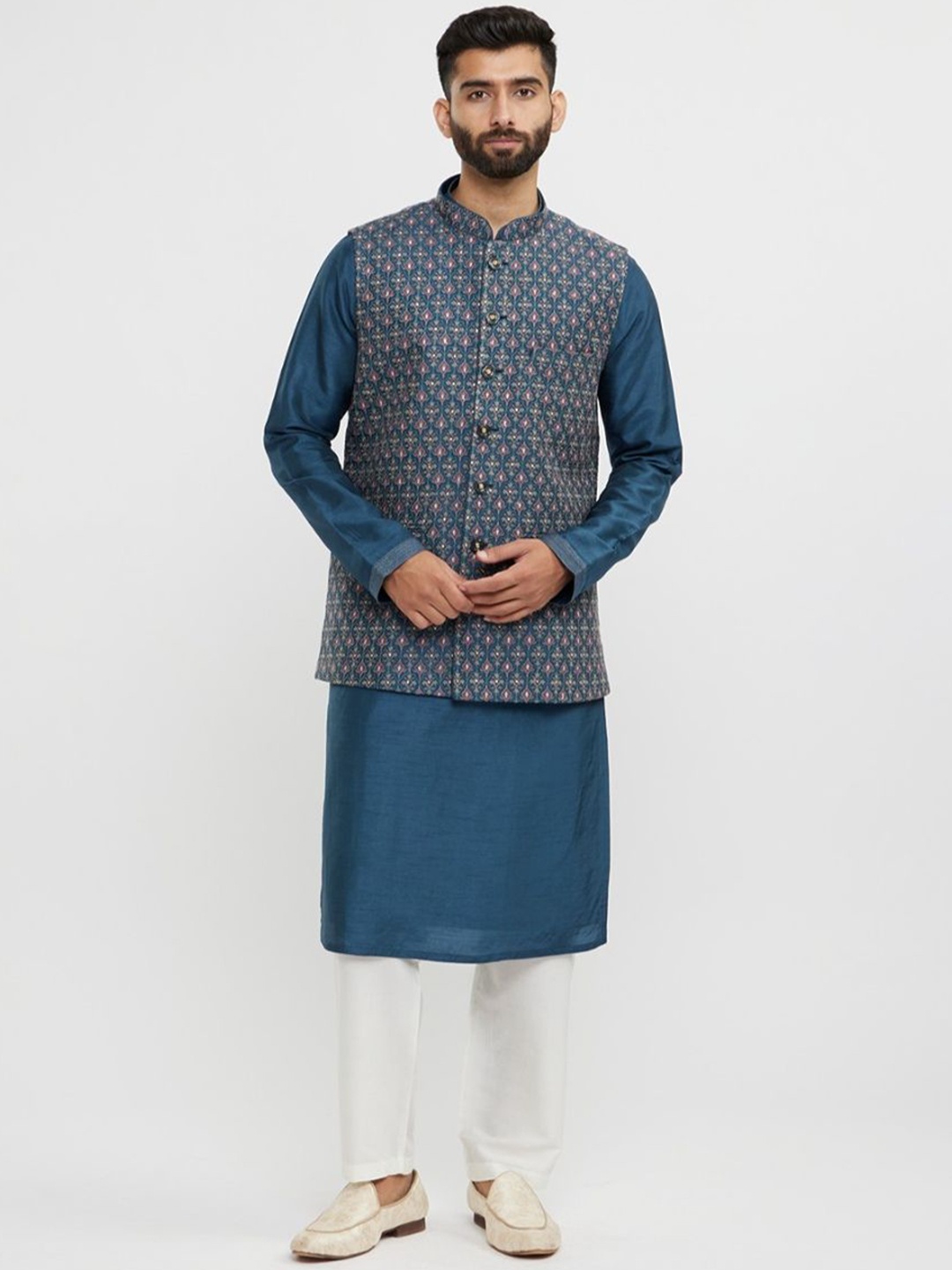 

Twamev Mandarin Collar Long Sleeves Regular Straight Kurta With Trouser With Nehru Jacket, Teal