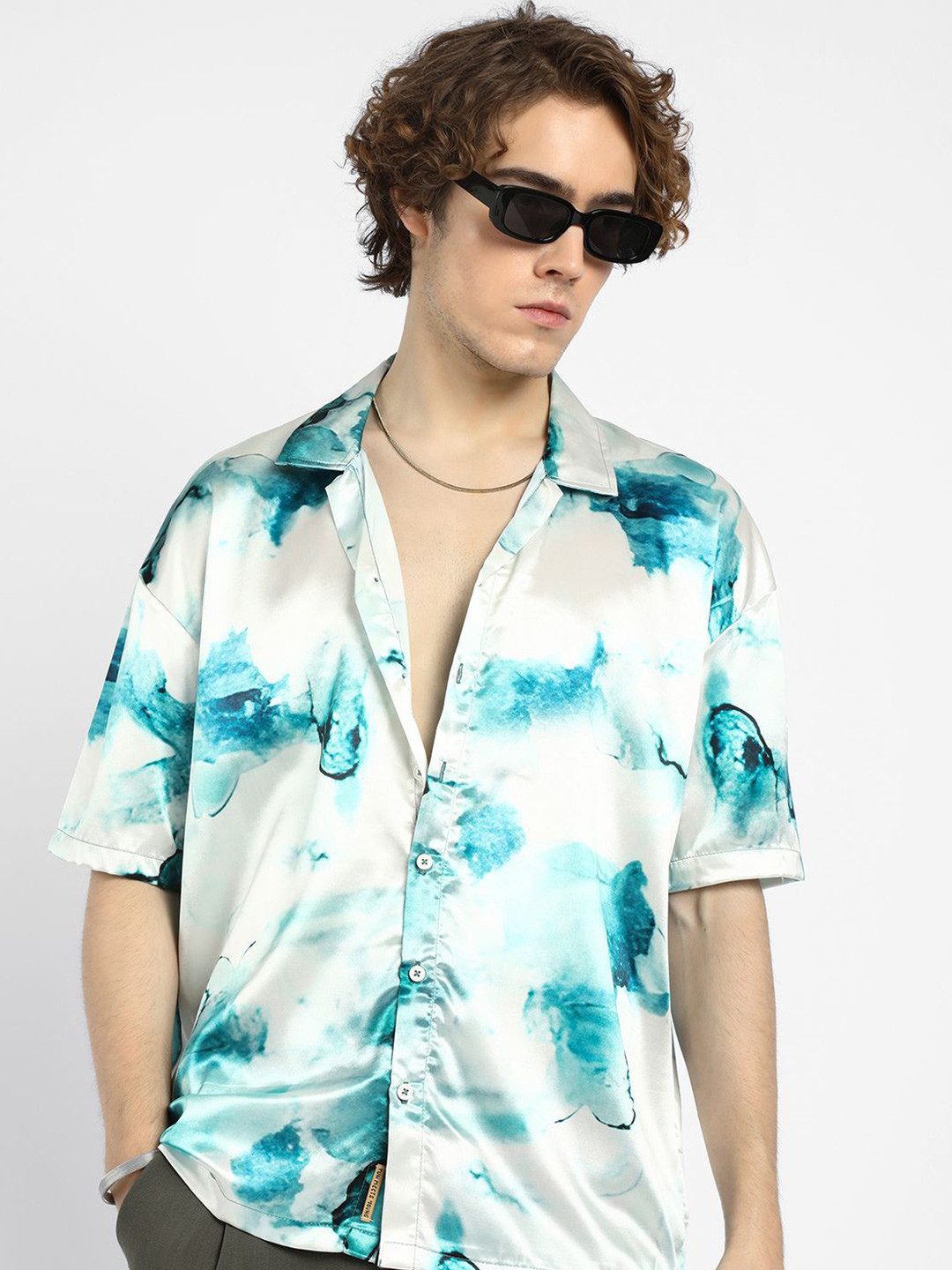 

Campus Sutra Men Comfort Cuban Collar Abstract Printed Oversized Casual Shirt, White