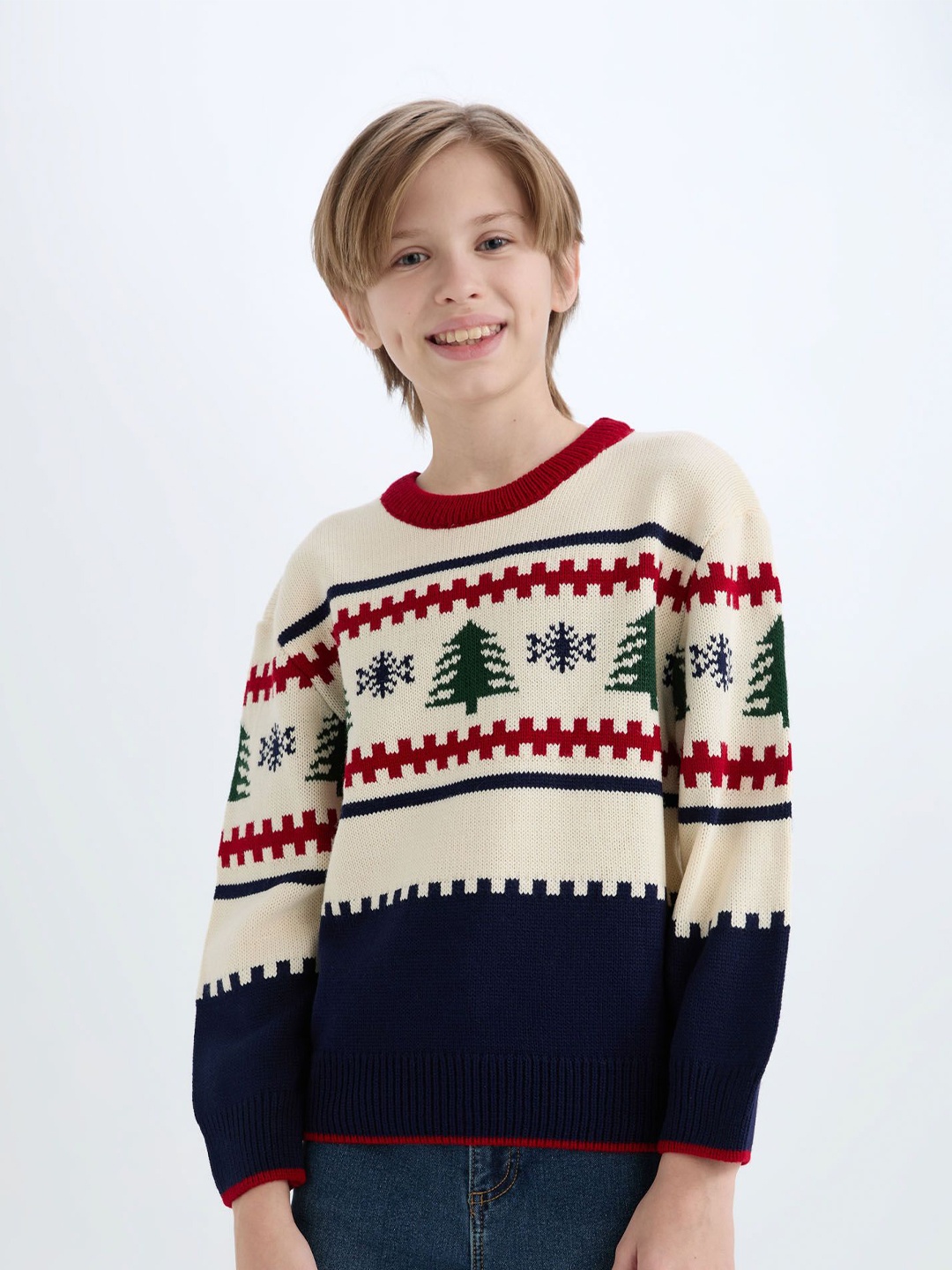 

DeFacto Boys Printed Pullover Sweater, Off white